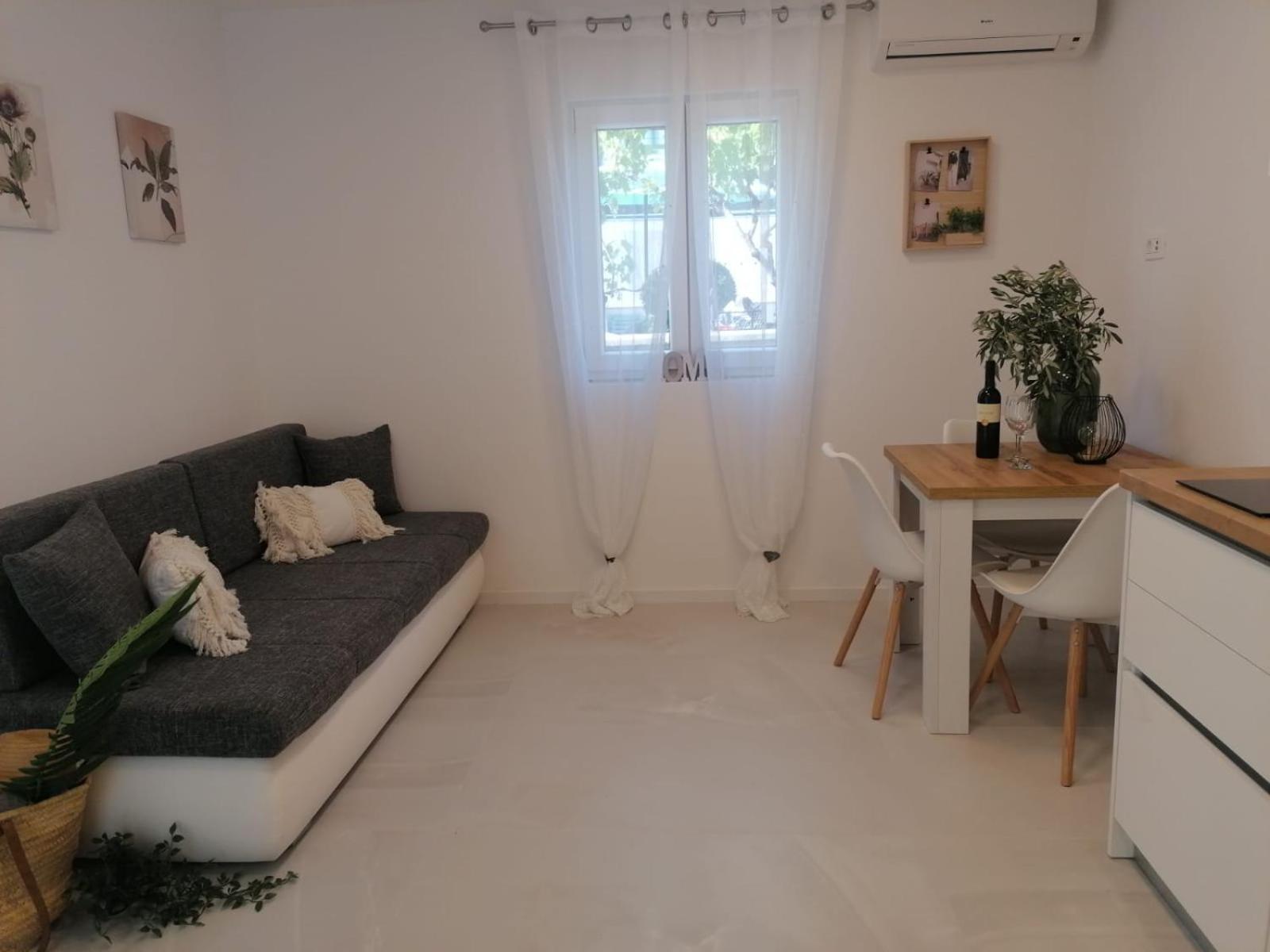 Apartmani Zoric Vodice Ruang foto