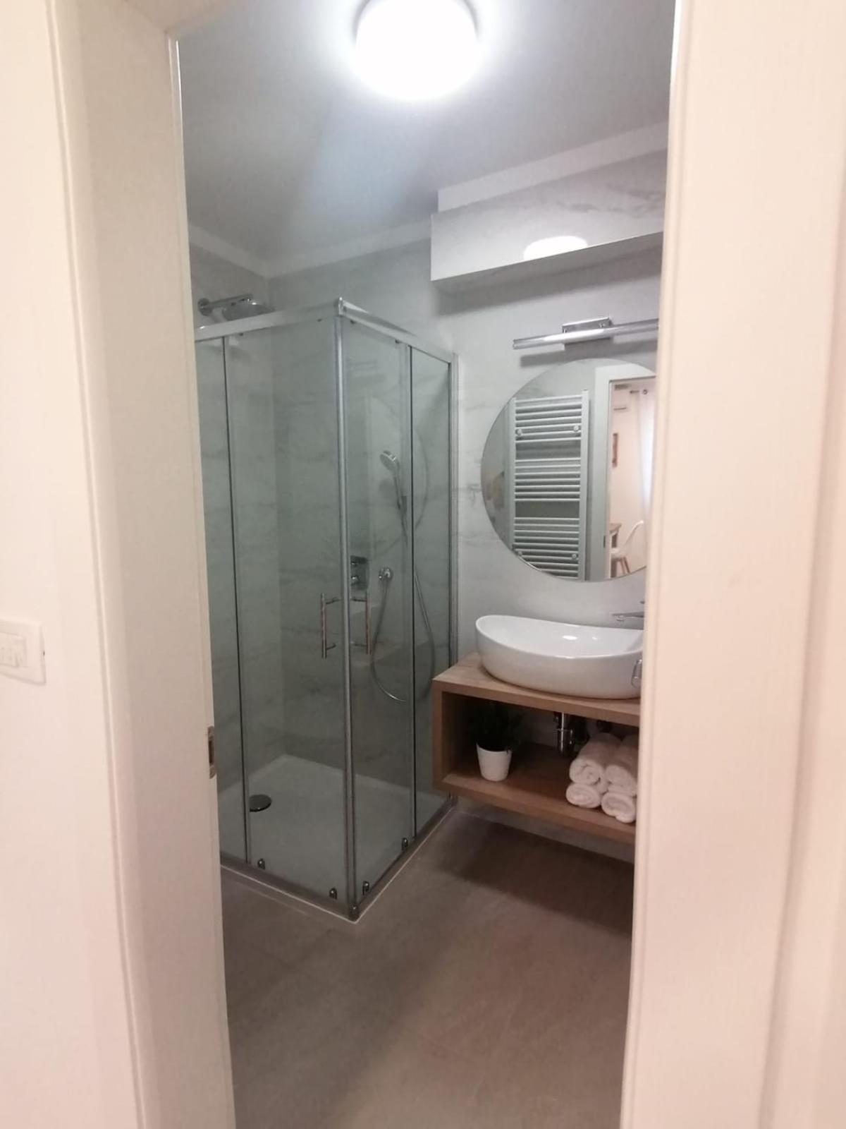 Apartmani Zoric Vodice Ruang foto