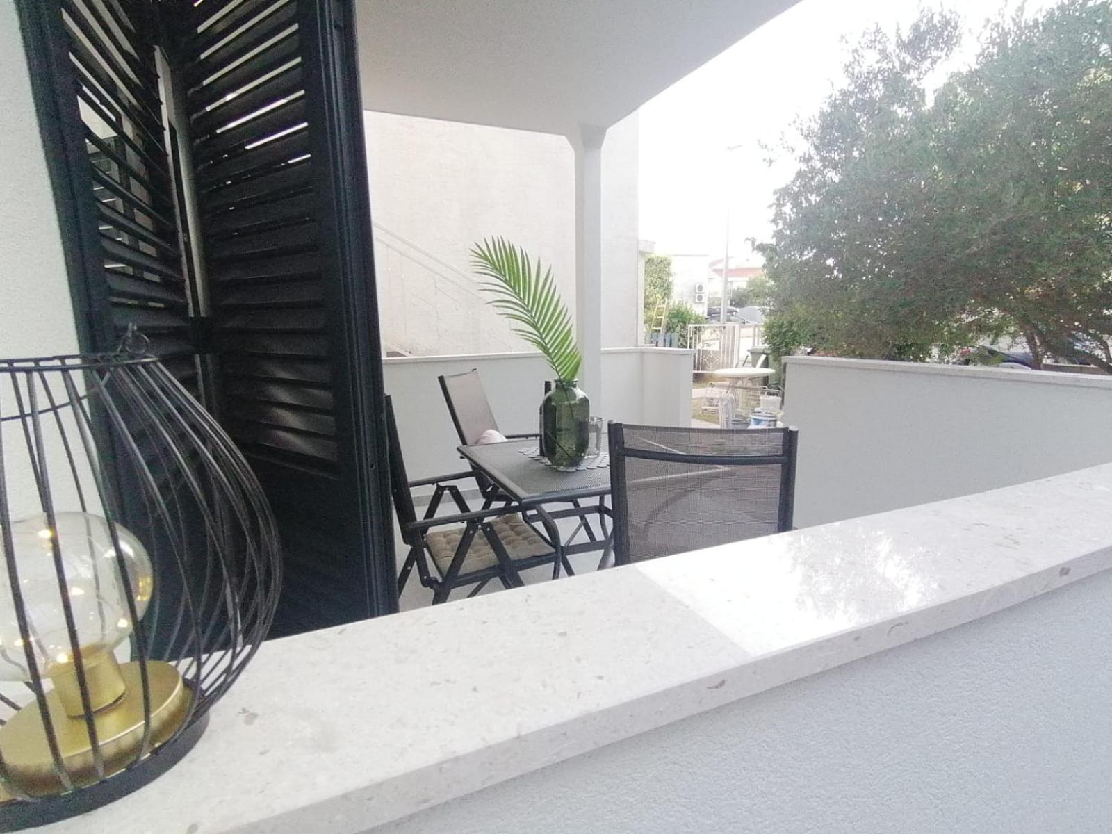 Apartmani Zoric Vodice Ruang foto