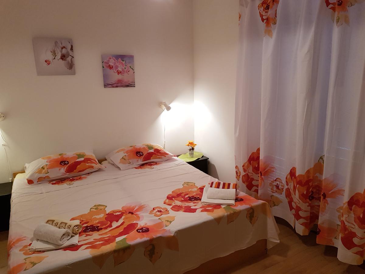 Apartmani Zoric Vodice Bagian luar foto